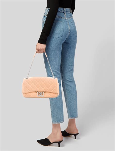 chanel secret label bag